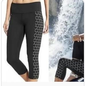 Athleta High Rise Leggings Chaturanga Capri size Small